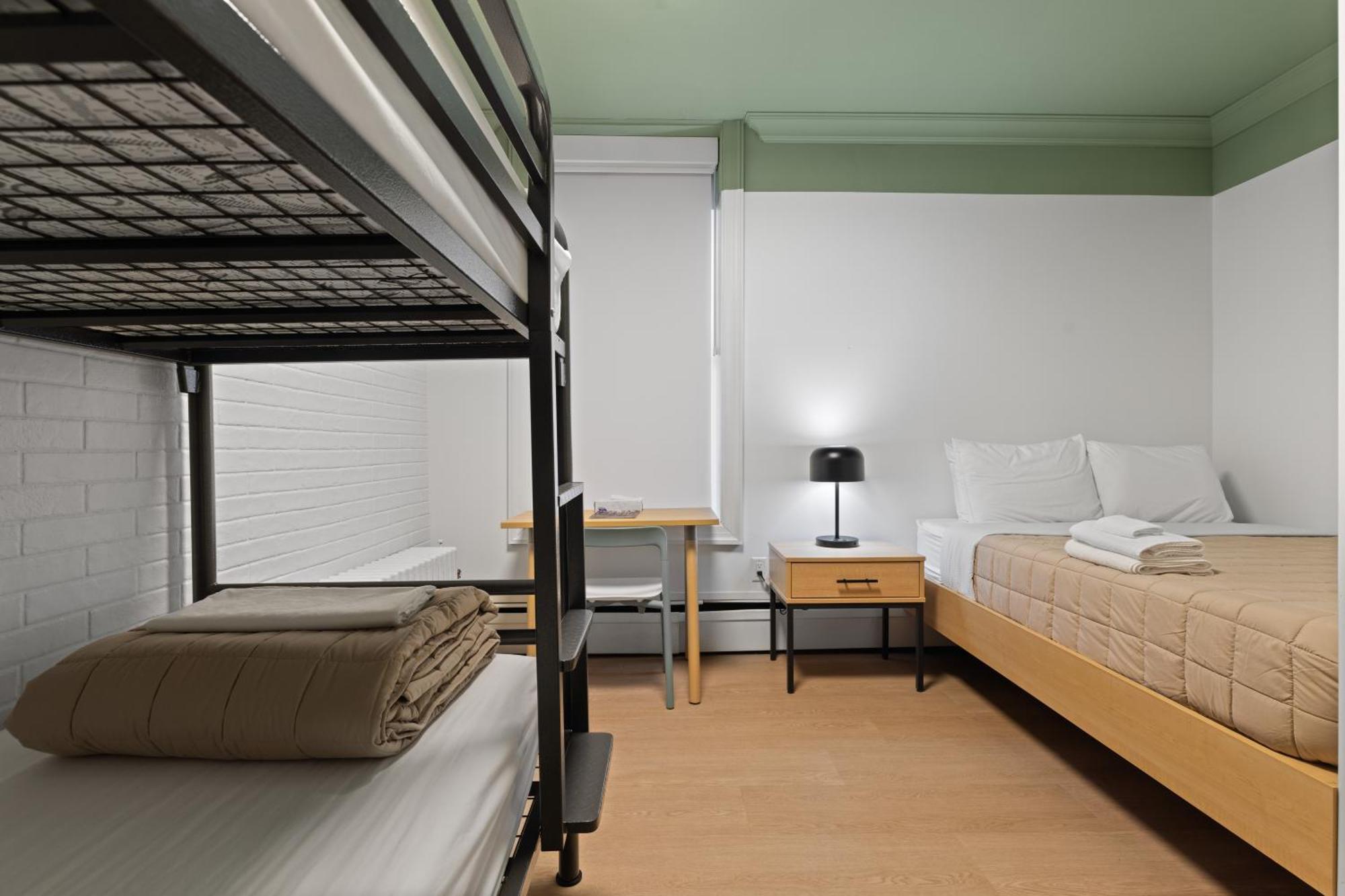 Hi Halifax Heritage House Hostel Экстерьер фото